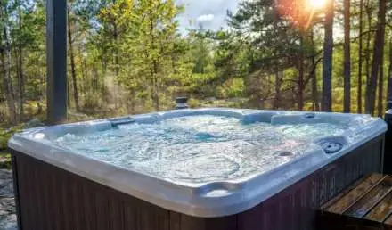 Un spa dans la foret.