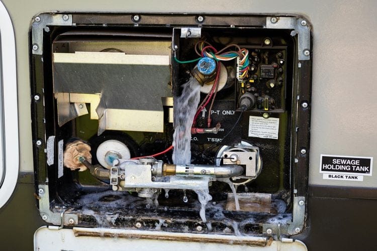 Chauffe-eau de roulotte pour entretien et réparation à Joliette et Lanaudière